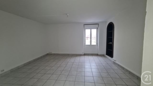 Appartement F3 à louer - 3 pièces - 80.0 m2 - MONTLUCON - 03 - AUVERGNE - Century 21 Pasquet Immobilier