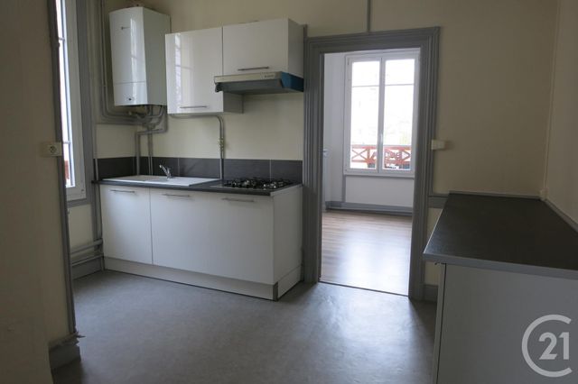 Appartement F3 à louer - 3 pièces - 63.5 m2 - MONTLUCON - 03 - AUVERGNE - Century 21 Pasquet Immobilier