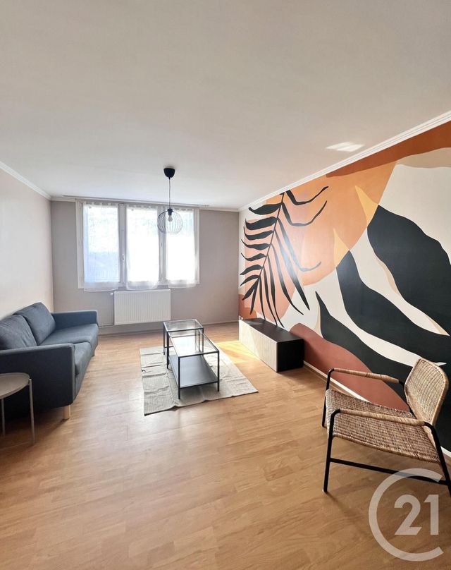 Appartement F3 à louer - 3 pièces - 63.0 m2 - MONTLUCON - 03 - AUVERGNE - Century 21 Pasquet Immobilier