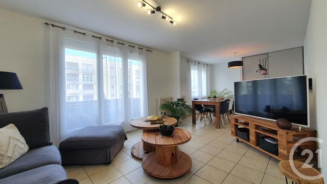 Appartement F2 à vendre - 3 pièces - 53.5 m2 - MONTLUCON - 03 - AUVERGNE - Century 21 Pasquet Immobilier