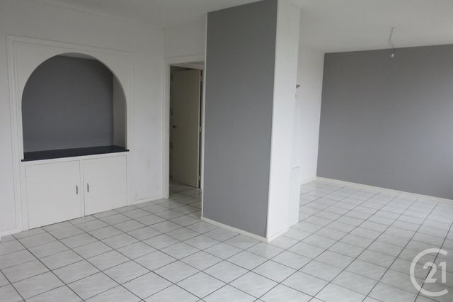 appartement à louer - 3 pièces - 63.0 m2 - MONTLUCON - 03 - AUVERGNE - Century 21 Pasquet Immobilier