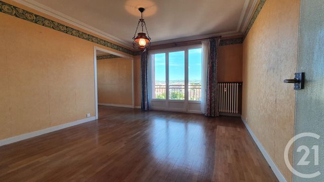 Appartement F4 à vendre - 5 pièces - 73.0 m2 - MONTLUCON - 03 - AUVERGNE - Century 21 Pasquet Immobilier