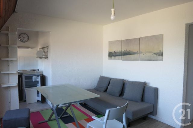 Appartement F1 à louer - 1 pièce - 23.0 m2 - DESERTINES - 03 - AUVERGNE - Century 21 Pasquet Immobilier