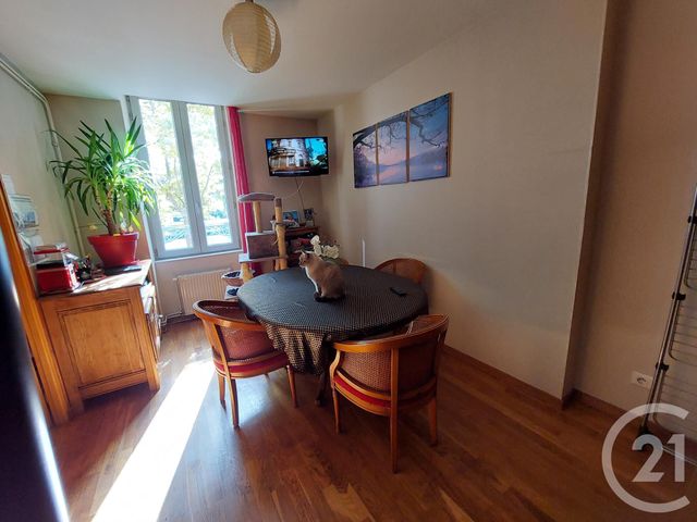 Appartement F3 à vendre - 3 pièces - 64.85 m2 - MONTLUCON - 03 - AUVERGNE - Century 21 Pasquet Immobilier