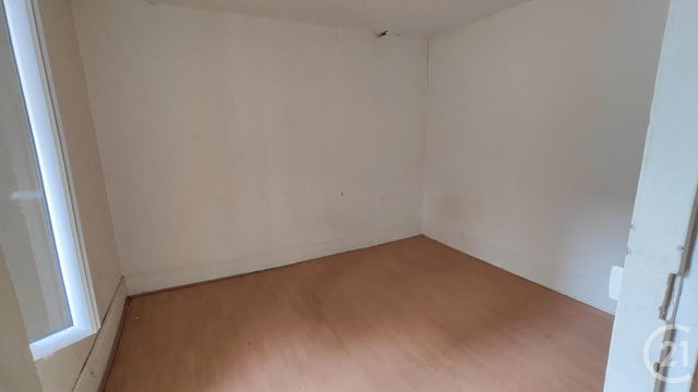 Afficher la photo en grand commerce à louer - 55.0 m2 - MONTLUCON - 03 - AUVERGNE - Century 21 Pasquet Immobilier