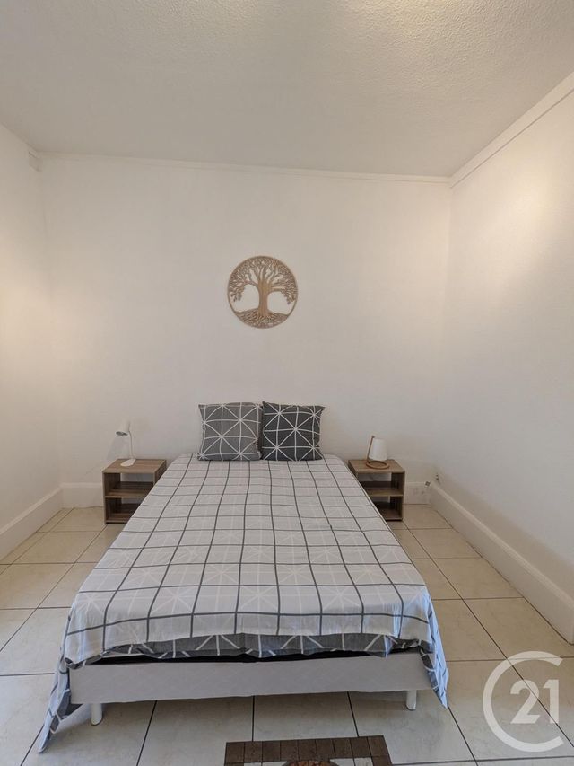 Appartement F1 bis à louer - 2 pièces - 39.95 m2 - MONTLUCON - 03 - AUVERGNE - Century 21 Pasquet Immobilier