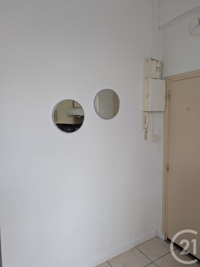 Appartement F1 bis à louer - 2 pièces - 39.95 m2 - MONTLUCON - 03 - AUVERGNE - Century 21 Pasquet Immobilier