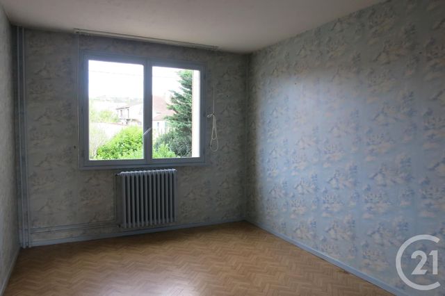 Appartement F3 à vendre - 3 pièces - 71.52 m2 - DESERTINES - 03 - AUVERGNE - Century 21 Pasquet Immobilier