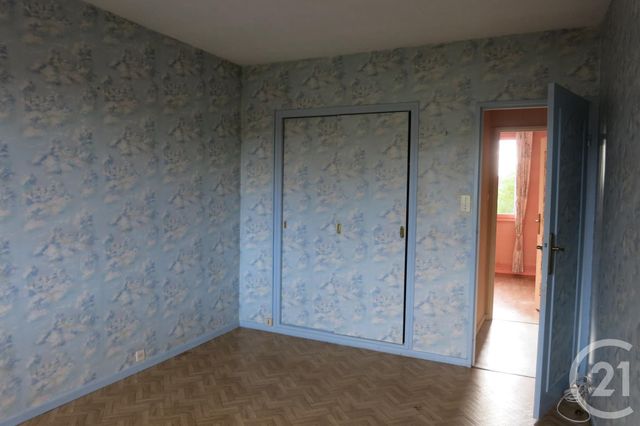 Appartement F3 à vendre - 3 pièces - 71.52 m2 - DESERTINES - 03 - AUVERGNE - Century 21 Pasquet Immobilier