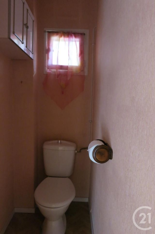 Appartement F3 à vendre - 3 pièces - 71.52 m2 - DESERTINES - 03 - AUVERGNE - Century 21 Pasquet Immobilier