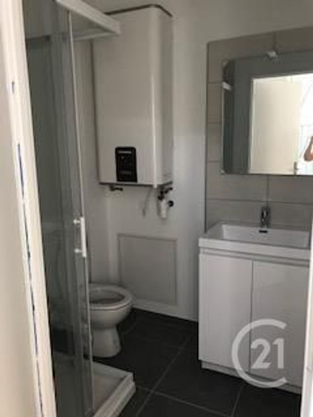 Appartement F2 à louer - 2 pièces - 22.51 m2 - NERIS LES BAINS - 03 - AUVERGNE - Century 21 Pasquet Immobilier