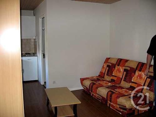Studio à louer - 1 pièce - 22.0 m2 - MONTLUCON - 03 - AUVERGNE - Century 21 Pasquet Immobilier