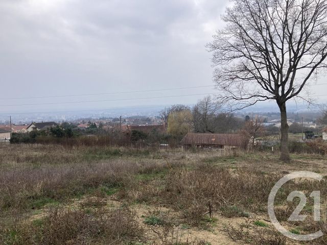 Afficher la photo en grand terrain à vendre - 891.0 m2 - DESERTINES - 03 - AUVERGNE - Century 21 Pasquet Immobilier