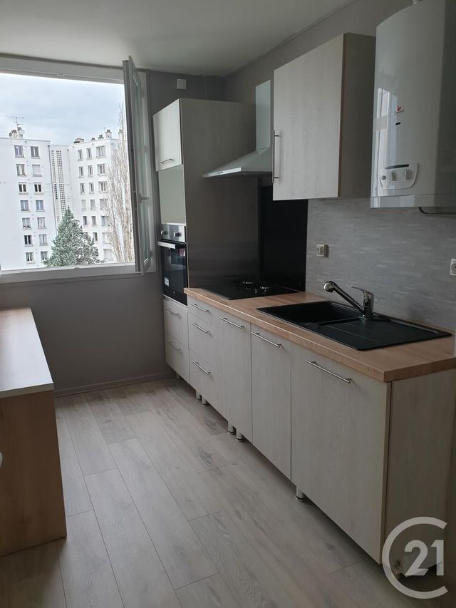 Appartement F3 à louer - 3 pièces - 60.0 m2 - MONTLUCON - 03 - AUVERGNE - Century 21 Pasquet Immobilier