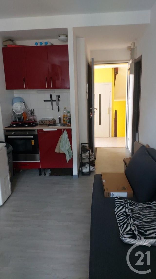 Appartement F1 à louer - 1 pièce - 27.0 m2 - MONTLUCON - 03 - AUVERGNE - Century 21 Pasquet Immobilier