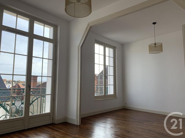 Appartement F2 à louer - 2 pièces - 56.86 m2 - MONTLUCON - 03 - AUVERGNE - Century 21 Pasquet Immobilier