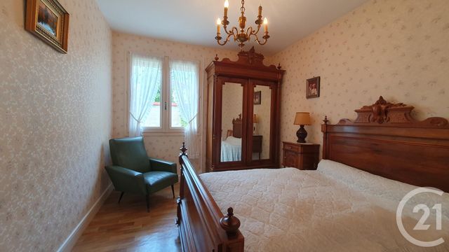 Appartement F3 à vendre - 4 pièces - 62.0 m2 - MONTLUCON - 03 - AUVERGNE - Century 21 Pasquet Immobilier
