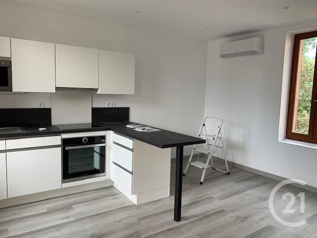 maison à louer - 2 pièces - 40.0 m2 - MONTLUCON - 03 - AUVERGNE - Century 21 Pasquet Immobilier