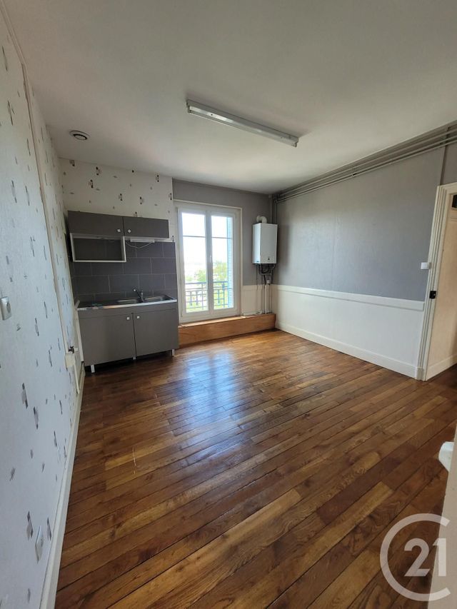 Appartement F2 à louer - 2 pièces - 47.46 m2 - MONTLUCON - 03 - AUVERGNE - Century 21 Pasquet Immobilier