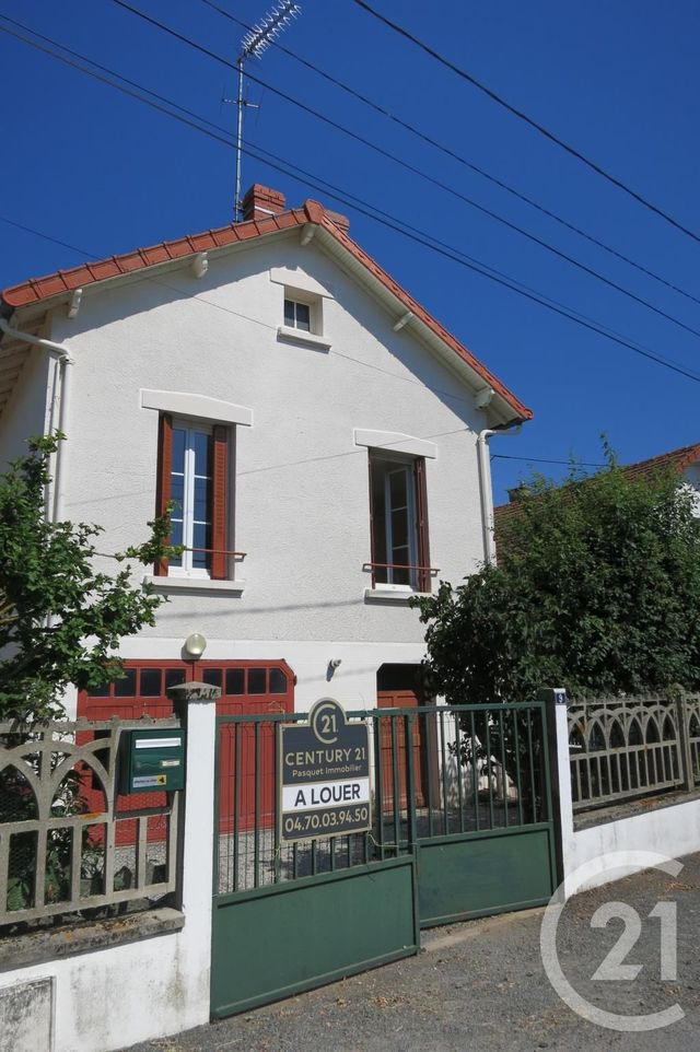 maison à louer - 3 pièces - 40.5 m2 - DOMERAT - 03 - AUVERGNE - Century 21 Pasquet Immobilier