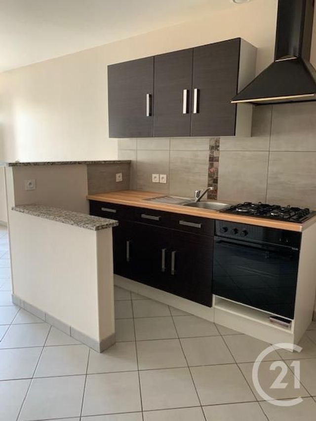 Appartement F4 à louer - 2 pièces - 39.6 m2 - DESERTINES - 03 - AUVERGNE - Century 21 Pasquet Immobilier