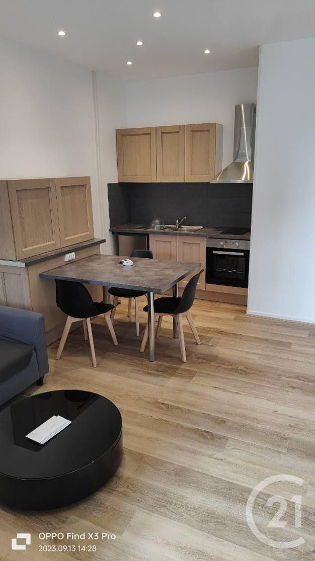 Appartement à louer - 2 pièces - 34.11 m2 - MONTLUCON - 03 - AUVERGNE - Century 21 Pasquet Immobilier