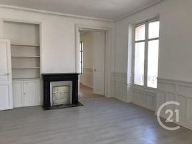 Appartement F5 à louer - 5 pièces - 120.0 m2 - MONTLUCON - 03 - AUVERGNE - Century 21 Pasquet Immobilier