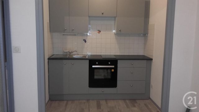 Appartement F2 à louer - 2 pièces - 44.0 m2 - MONTLUCON - 03 - AUVERGNE - Century 21 Pasquet Immobilier