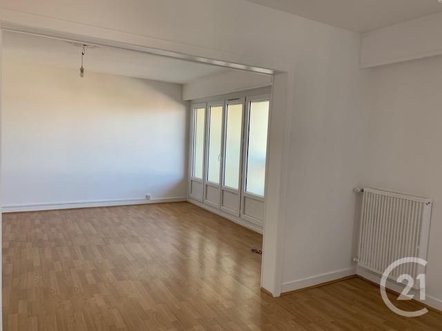Appartement F4 à louer - 3 pièces - 80.0 m2 - MONTLUCON - 03 - AUVERGNE - Century 21 Pasquet Immobilier