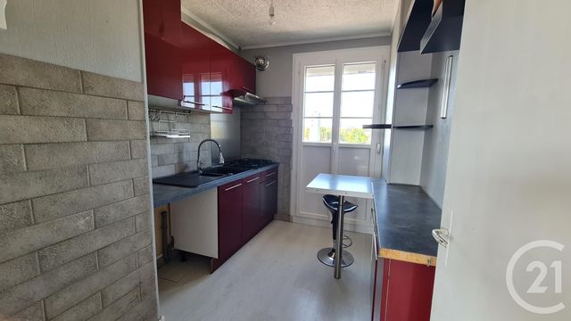 Appartement F3 à louer - 3 pièces - 56.0 m2 - MONTLUCON - 03 - AUVERGNE - Century 21 Pasquet Immobilier