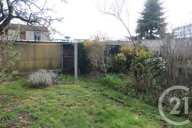 Appartement F3 à louer - 4 pièces - 72.0 m2 - MONTLUCON - 03 - AUVERGNE - Century 21 Pasquet Immobilier