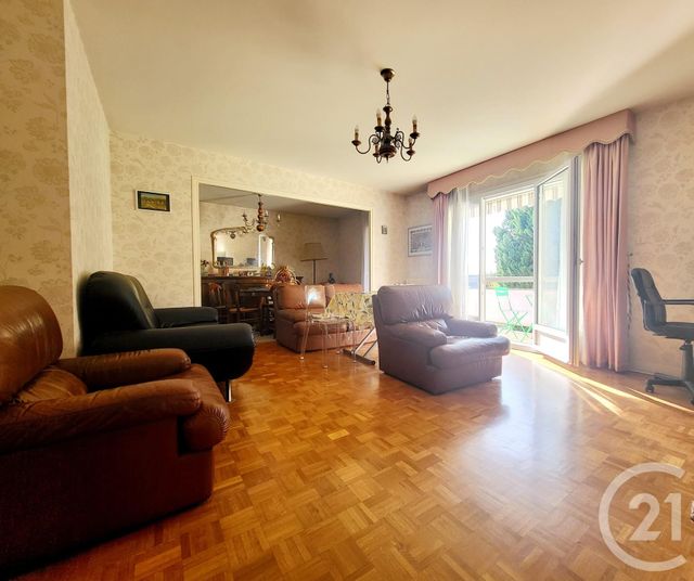 Appartement F3 à vendre - 3 pièces - 81.2 m2 - MONTLUCON - 03 - AUVERGNE - Century 21 Pasquet Immobilier