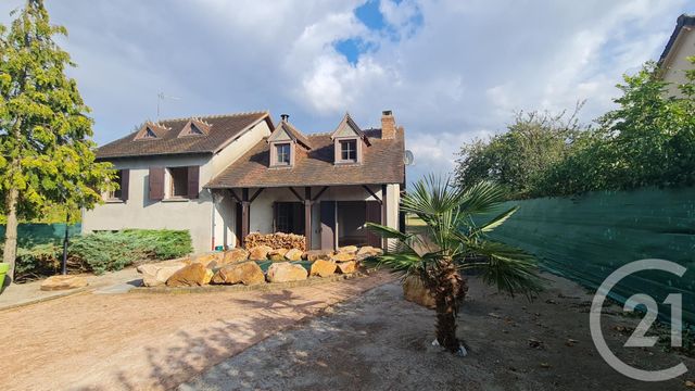 maison à louer - 6 pièces - 168.86 m2 - CHAMBLET - 03 - AUVERGNE - Century 21 Pasquet Immobilier