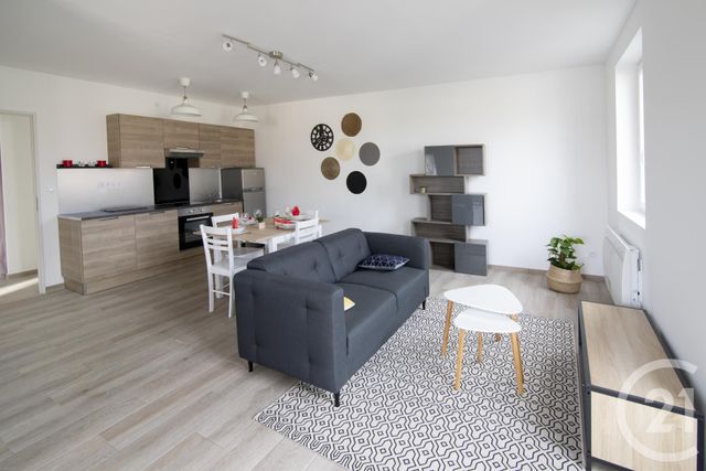 Appartement F4 à louer - 4 pièces - 71.75 m2 - MONTLUCON - 03 - AUVERGNE - Century 21 Pasquet Immobilier