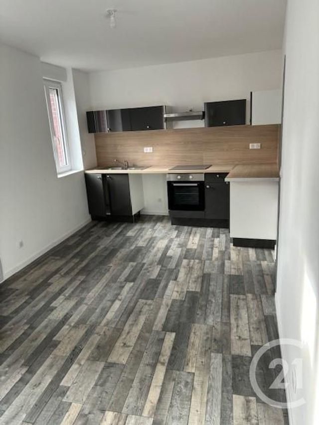 Appartement F3 à louer - 3 pièces - 54.0 m2 - MONTLUCON - 03 - AUVERGNE - Century 21 Pasquet Immobilier