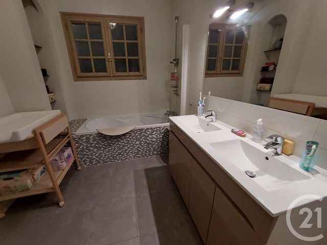 maison à vendre - 6 pièces - 160.0 m2 - MONTLUCON - 03 - AUVERGNE - Century 21 Pasquet Immobilier