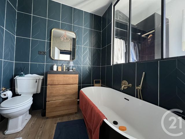 Appartement F4 à vendre - 4 pièces - 96.0 m2 - MONTLUCON - 03 - AUVERGNE - Century 21 Pasquet Immobilier