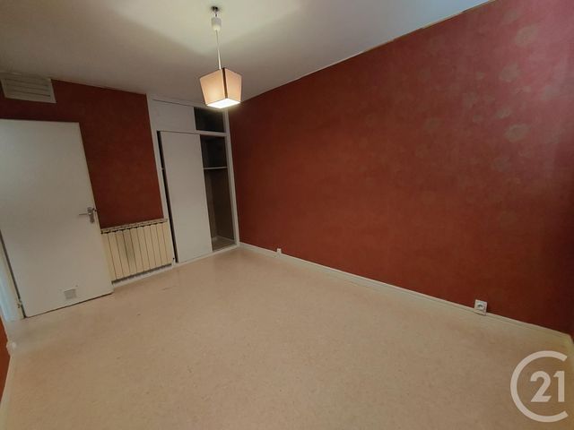 Appartement F3 à vendre - 3 pièces - 50.0 m2 - DOMERAT - 03 - AUVERGNE - Century 21 Pasquet Immobilier