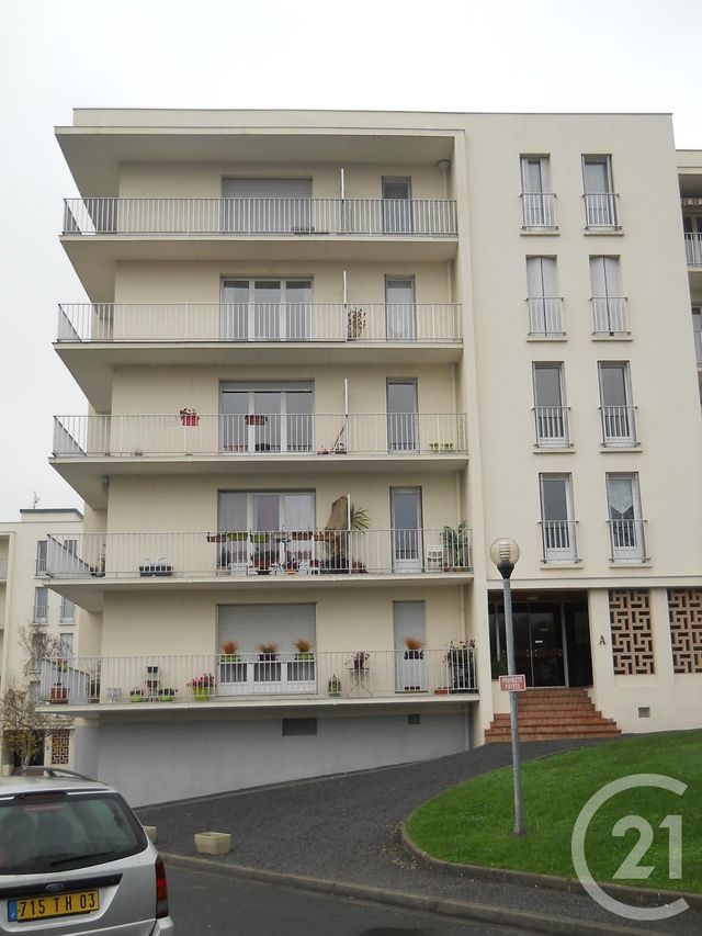 Appartement F3 à vendre - 3 pièces - 67.72 m2 - MONTLUCON - 03 - AUVERGNE - Century 21 Pasquet Immobilier