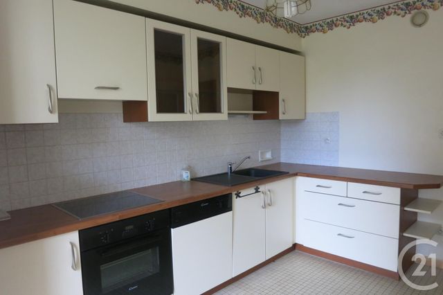 Appartement F3 à vendre - 3 pièces - 67.72 m2 - MONTLUCON - 03 - AUVERGNE - Century 21 Pasquet Immobilier