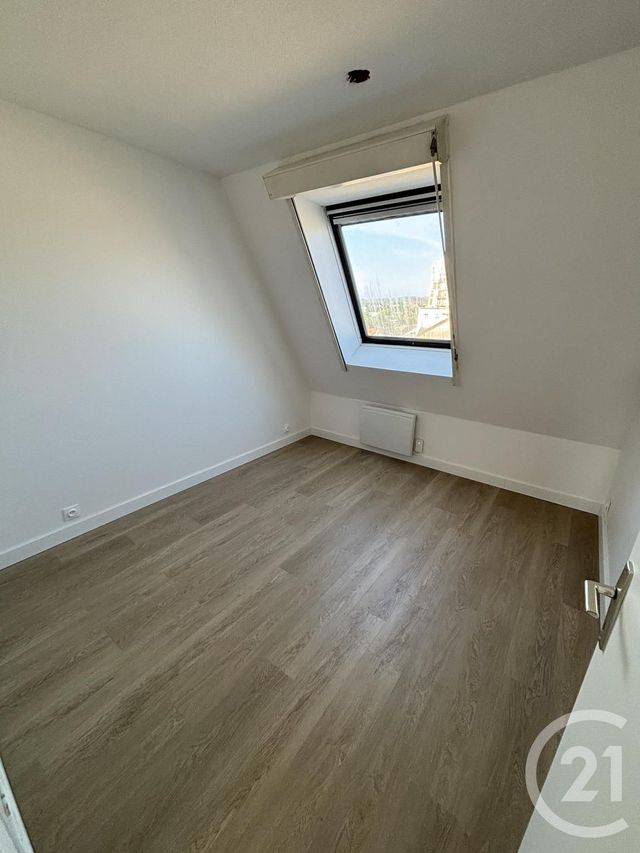 Appartement F3 à vendre - 3 pièces - 70.0 m2 - MONTLUCON - 03 - AUVERGNE - Century 21 Pasquet Immobilier