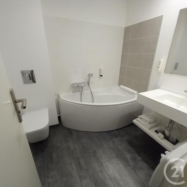 Afficher la photo en grand immeuble à vendre - 234.39 m2 - MONTLUCON - 03 - AUVERGNE - Century 21 Pasquet Immobilier