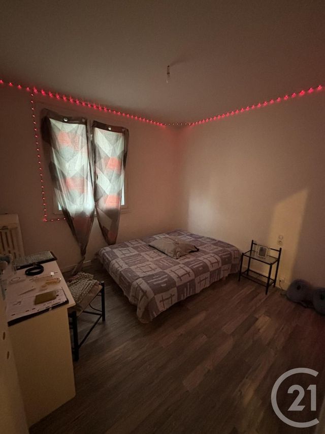 Appartement F4 à vendre - 4 pièces - 82.43 m2 - MONTLUCON - 03 - AUVERGNE - Century 21 Pasquet Immobilier