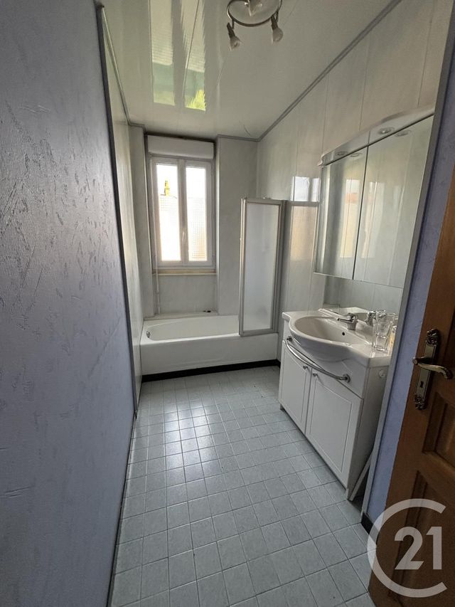 maison à vendre - 7 pièces - 128.0 m2 - MONTLUCON - 03 - AUVERGNE - Century 21 Pasquet Immobilier