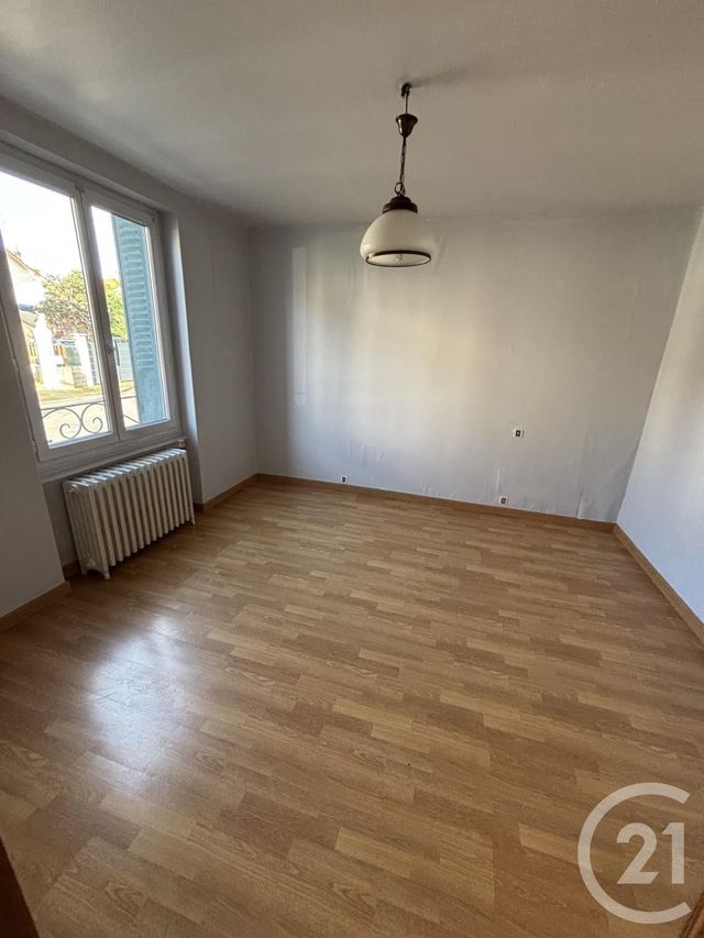 maison à vendre - 7 pièces - 128.0 m2 - MONTLUCON - 03 - AUVERGNE - Century 21 Pasquet Immobilier