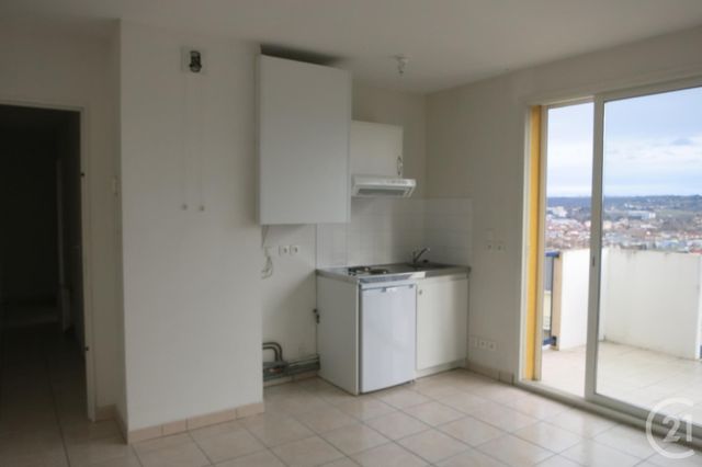 Appartement F2 à vendre - 2 pièces - 35.7 m2 - MONTLUCON - 03 - AUVERGNE - Century 21 Pasquet Immobilier