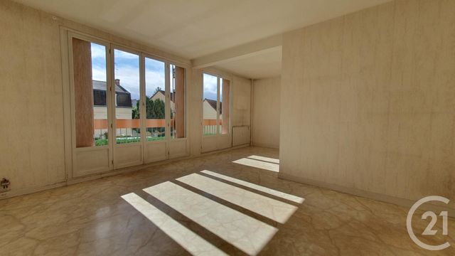 Appartement F4 à vendre - 4 pièces - 76.0 m2 - MONTLUCON - 03 - AUVERGNE - Century 21 Pasquet Immobilier