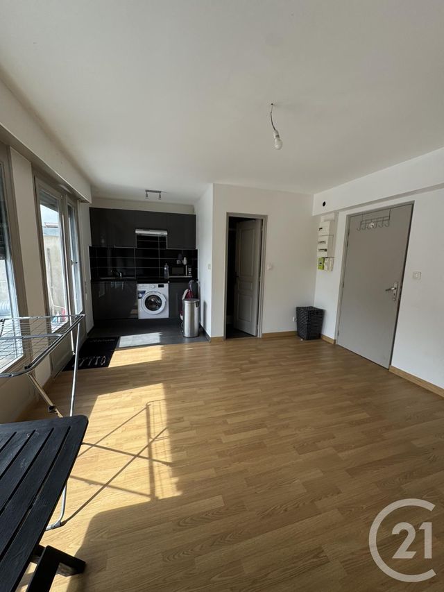Appartement F2 à louer - 2 pièces - 31.48 m2 - MONTLUCON - 03 - AUVERGNE - Century 21 Pasquet Immobilier