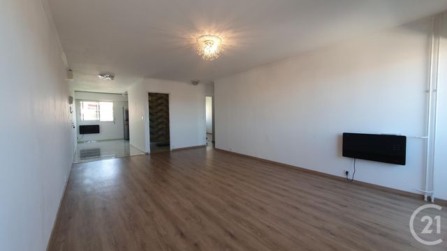 Appartement F3 à vendre - 4 pièces - 78.0 m2 - MONTLUCON - 03 - AUVERGNE - Century 21 Pasquet Immobilier
