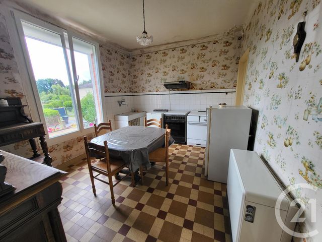maison à vendre - 3 pièces - 71.0 m2 - DOMERAT - 03 - AUVERGNE - Century 21 Pasquet Immobilier